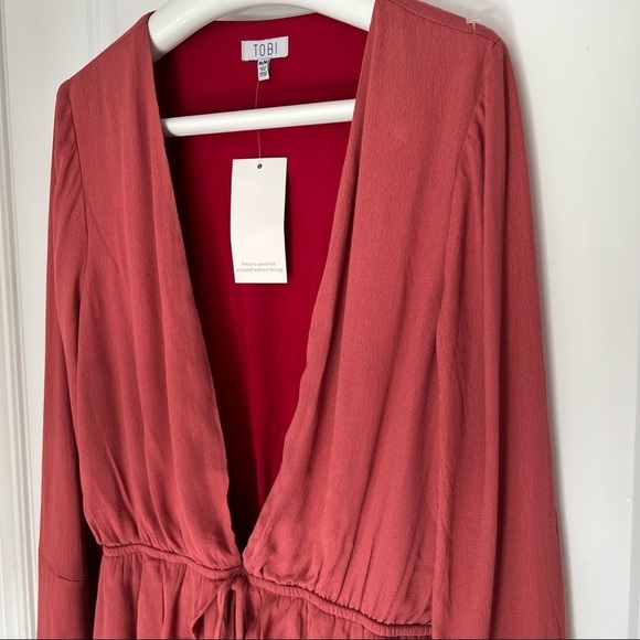 TOBI DOUBLE OVER DOUBLE BELLE SLEEVE BRICK ROMPER size M - Picture 8 of 12